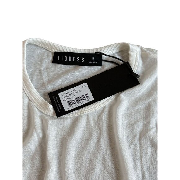 Lioness London Town Tee in Moonlight - Picture 4 of 4